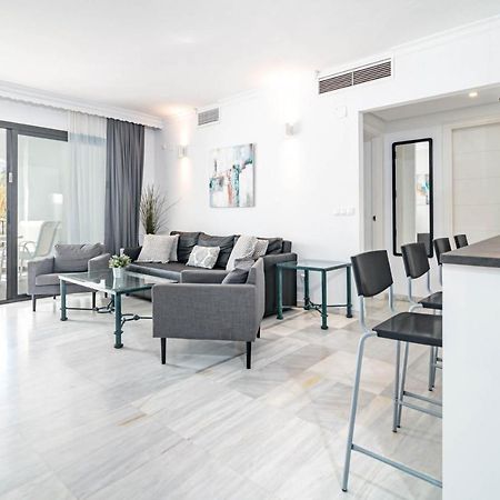 Harbor Getaway In The Heart Of Puerto Banus With Walking Dictance To Everything Marbella Exteriör bild