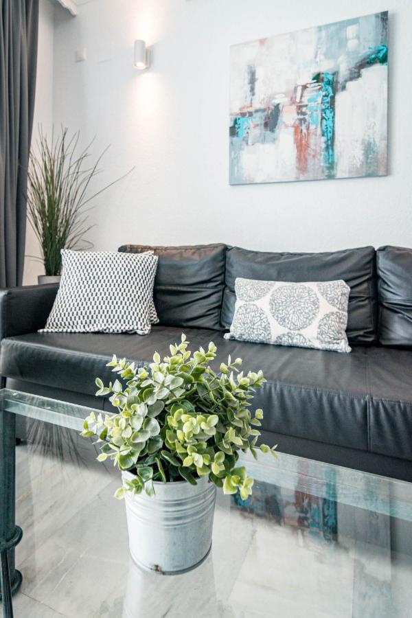 Harbor Getaway In The Heart Of Puerto Banus With Walking Dictance To Everything Marbella Exteriör bild