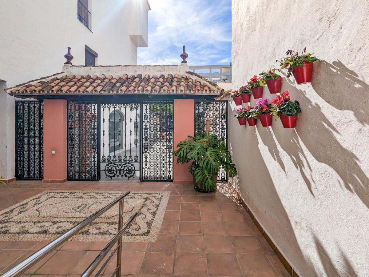 Harbor Getaway In The Heart Of Puerto Banus With Walking Dictance To Everything Marbella Exteriör bild