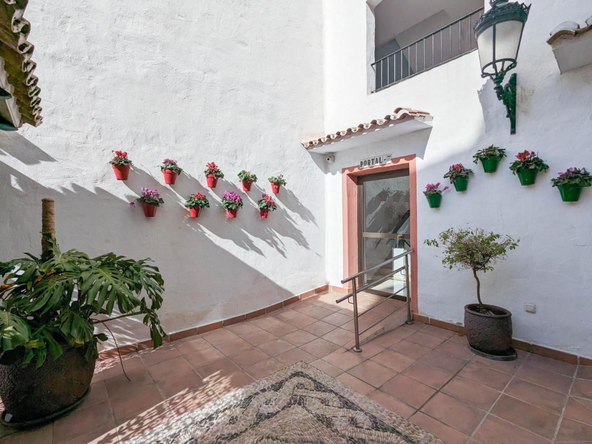 Harbor Getaway In The Heart Of Puerto Banus With Walking Dictance To Everything Marbella Exteriör bild