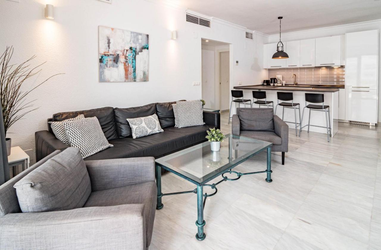 Harbor Getaway In The Heart Of Puerto Banus With Walking Dictance To Everything Marbella Exteriör bild